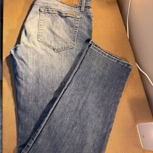 Joe's Jeans Straight Fit in Light Blue